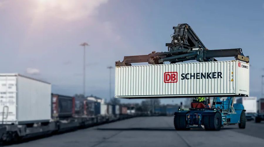 خدمات منصة DB Schenker للشحن